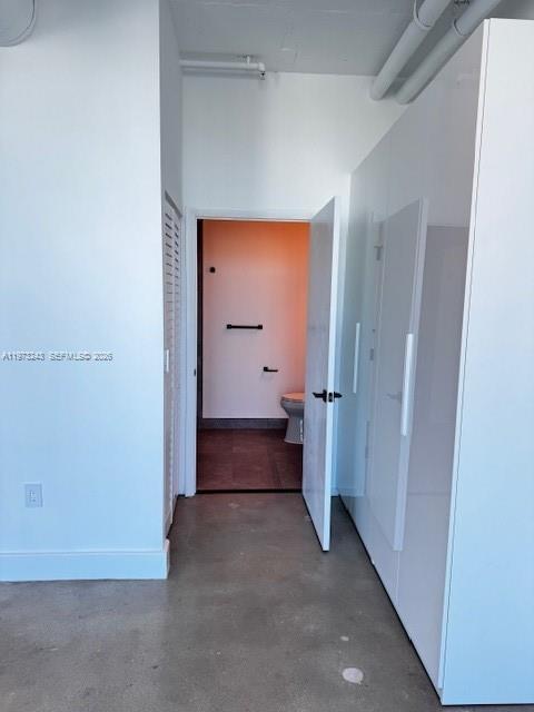 Building Photo - 700 NE 25th St