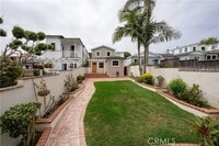 Building Photo - 732 Rosecrans Ave