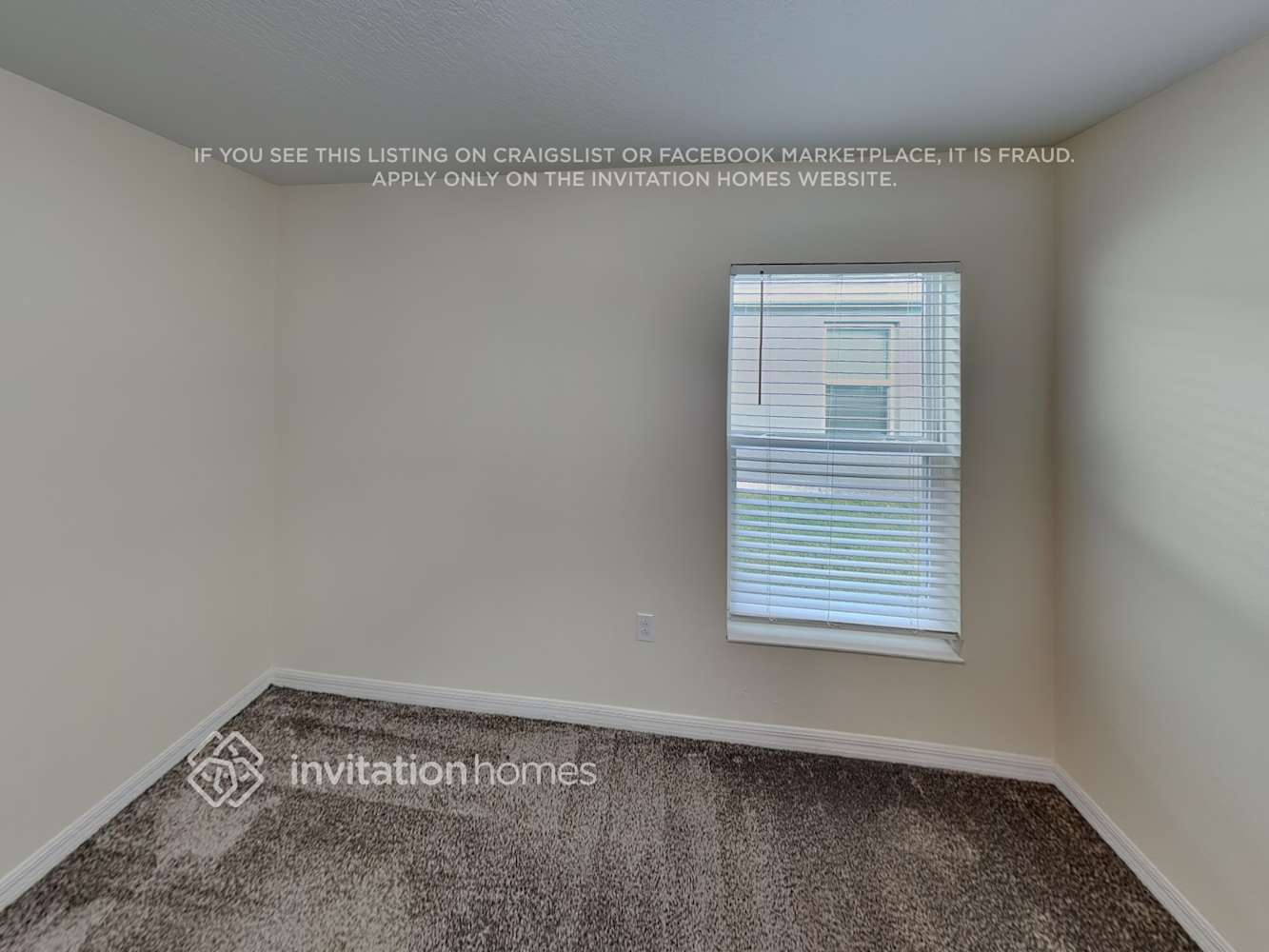 Building Photo - 4480 Holstein St