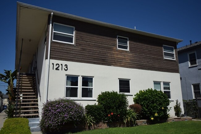 Building Photo - 1213 Orange Grv Ave
