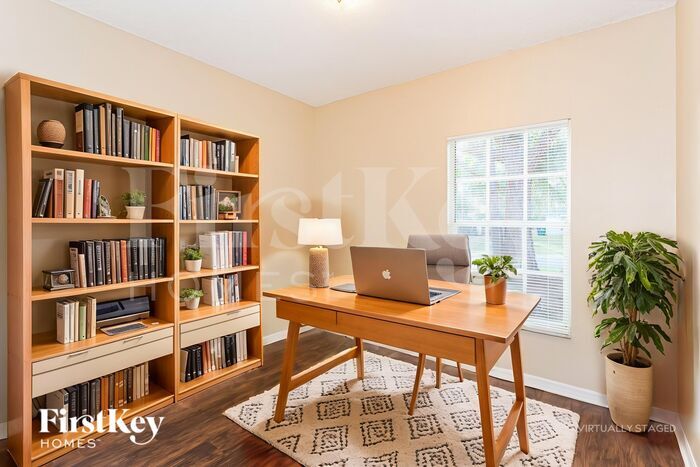 Building Photo - 122 Dahl Ave