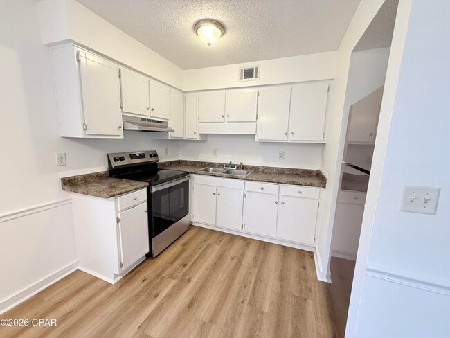 Building Photo - 130 Beulah Ave