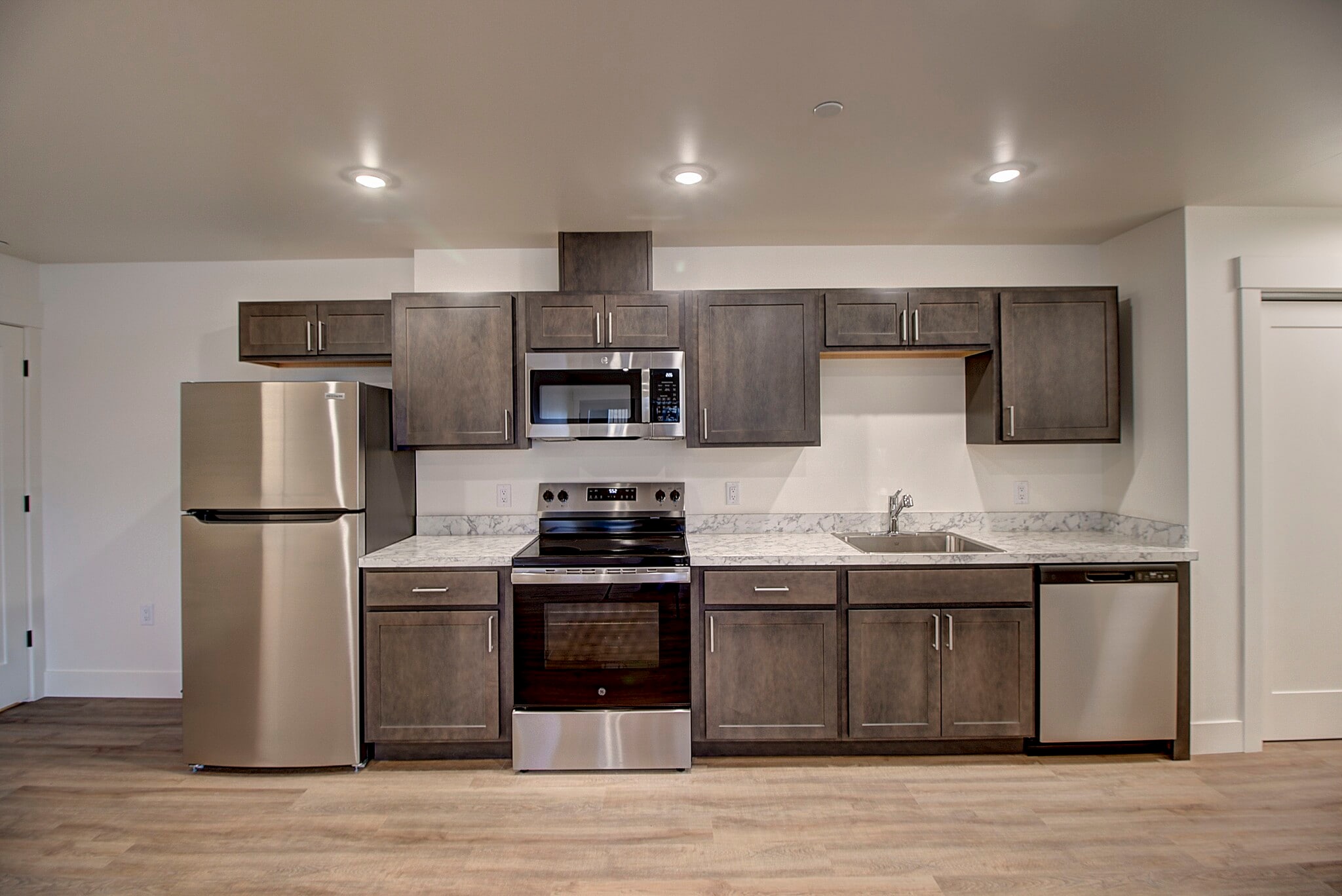 Building Photo - Altus Apartments
