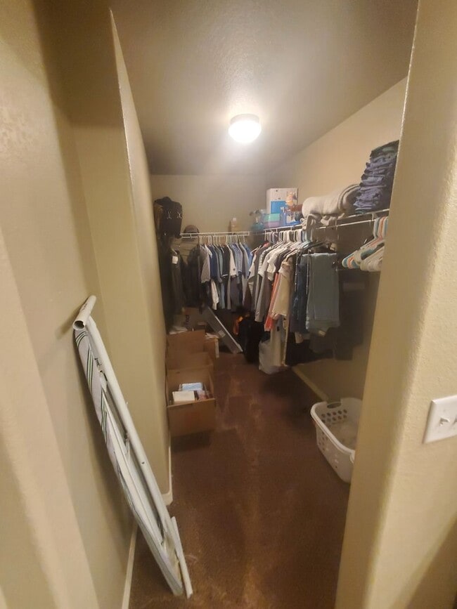 Building Photo - 3 Bedroom Home in the Ridge at Harmony Road Now Available! Great Neighborhood!