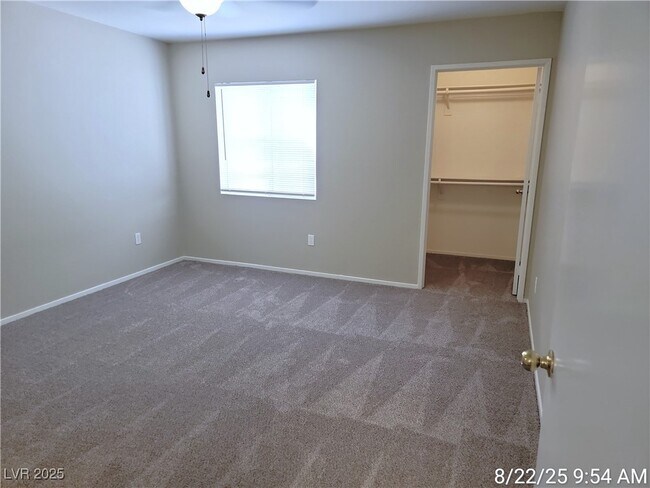 Building Photo - 7885 W Flamingo Rd