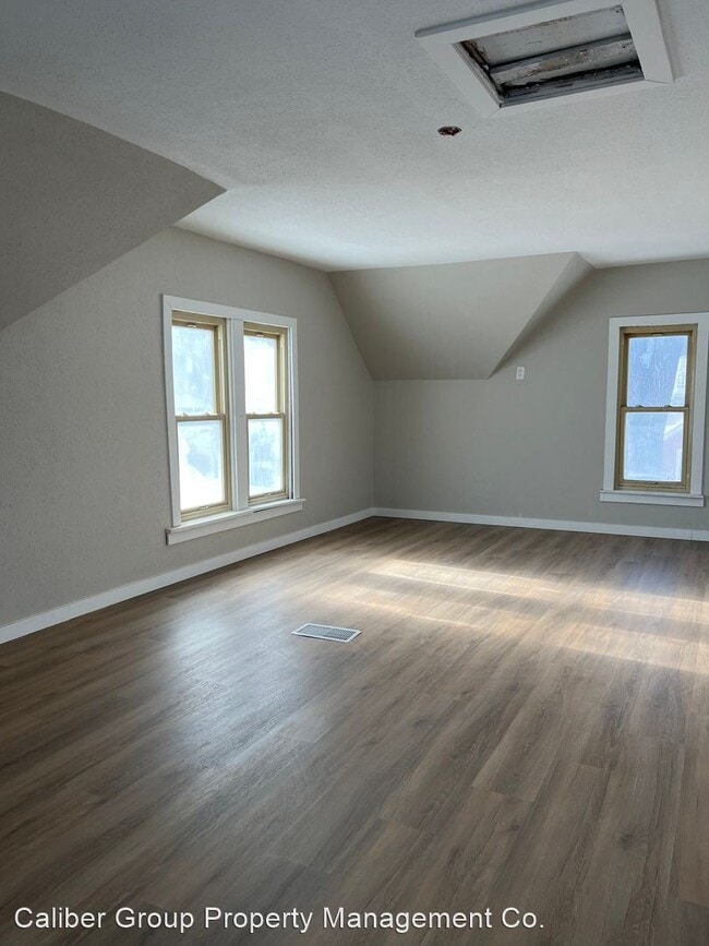 4 br, 1 bath House 752 Dawson St 752 Dawson St Waterloo IA 50703 Apartment Finder