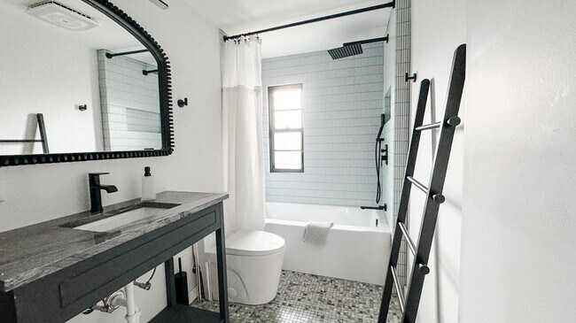 Building Photo - Modern solace meets nostalgic comfort in this stunning 3BR/3BA beauty 4800/Mo