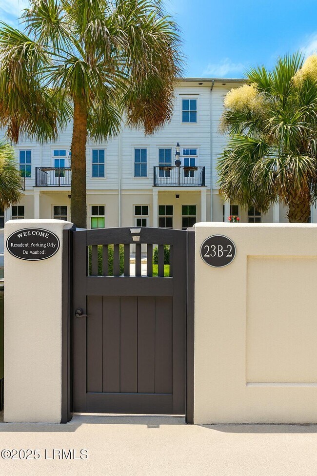 Building Photo - 23 Market