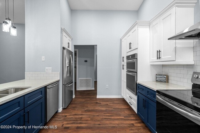 Building Photo - 7001 Griffin Rd