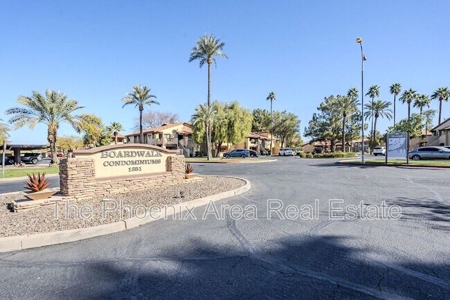 Primary Photo - 1351 N Pleasant Dr