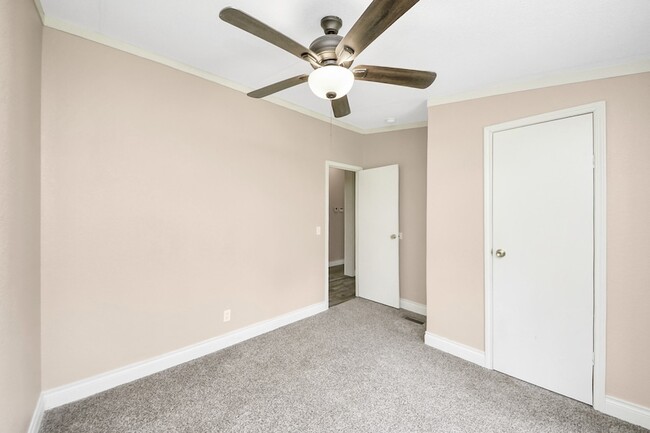 Building Photo - 524 Rd 5253