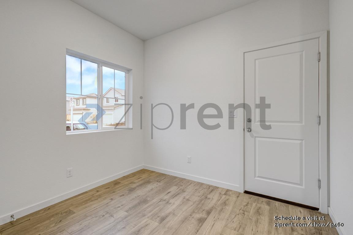 Building Photo - 5208 Cumberland Dr