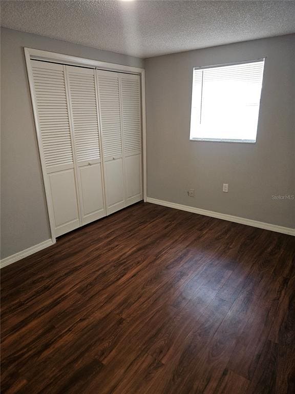 Building Photo - 5302 Oakwood Ct