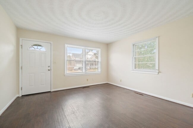 Building Photo - 721 Mayfield Ave