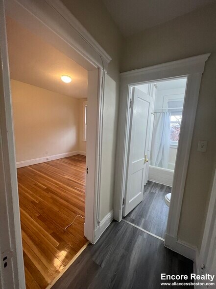 Building Photo - 1634 Commonwealth Ave