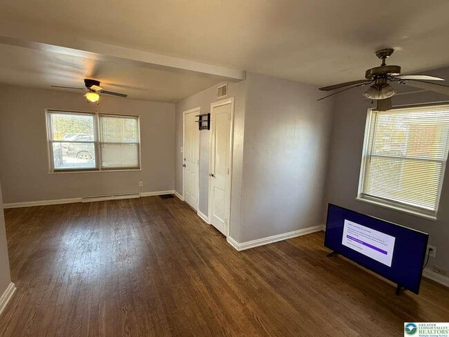 Building Photo - 240 Palmer St