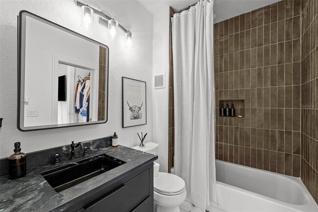 Building Photo - 727 Coral Reef Dr