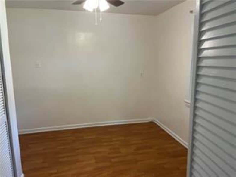 Bedroom 3 - 620 Metairie Lawn Dr