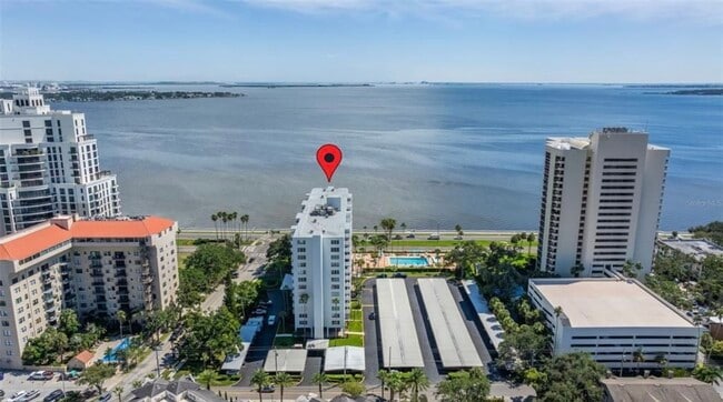 Building Photo - 2401 Bayshore Blvd