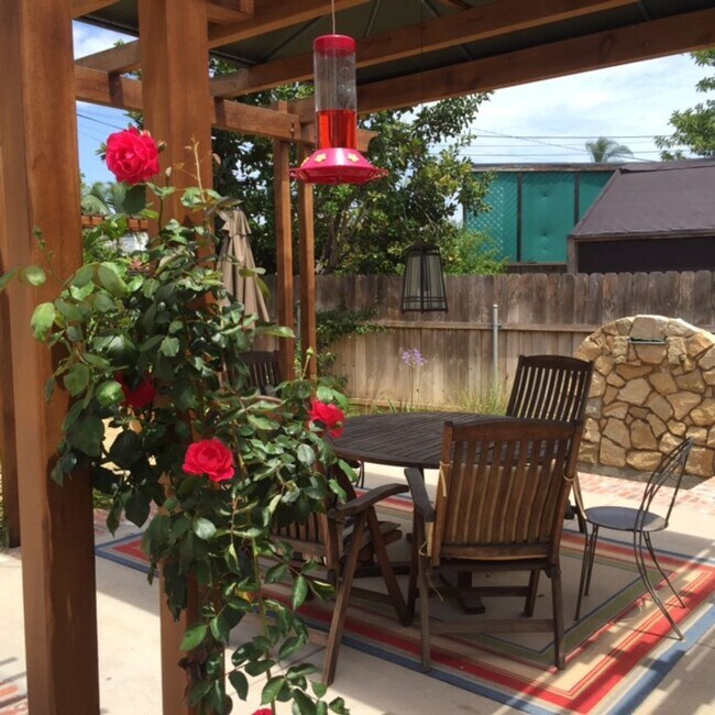 Building Photo - Furnished Room For Rent- Talmadge Dr./ Kensington