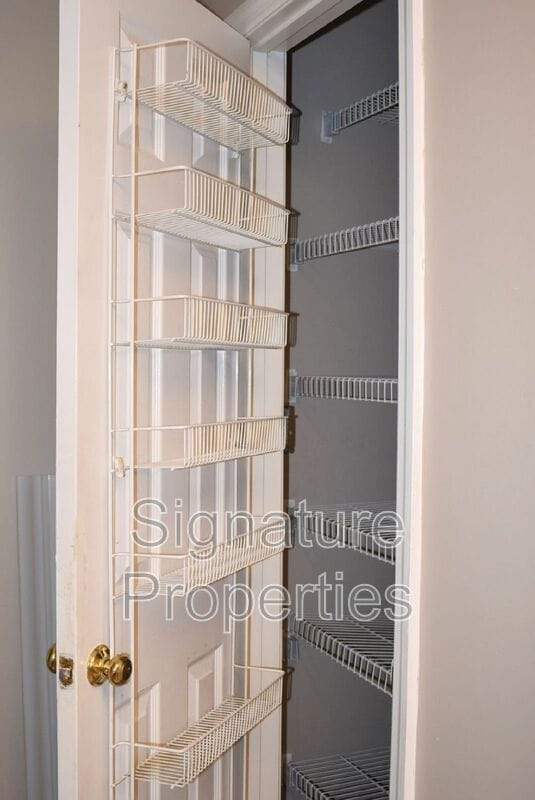 Building Photo - 3106 Wallaby Ter