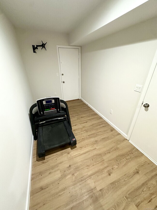 Building Photo - 26 Fawn Ridge Ln