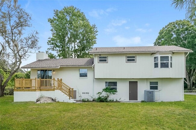 Building Photo - 38 Woodlake Dr