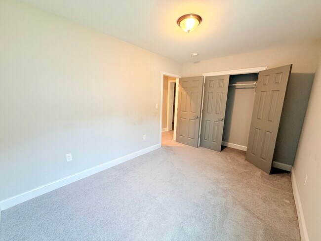 Building Photo - 9133 Savage