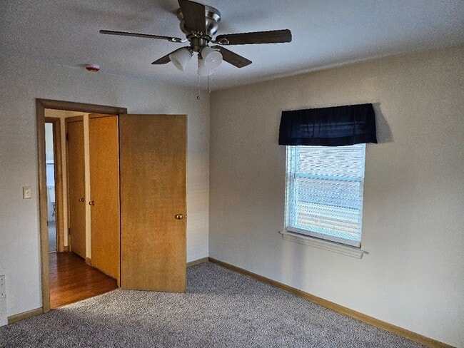 Building Photo - 1303 E 31st St