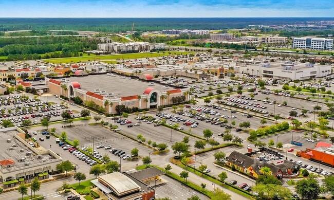 Building Photo - IMMACULATE 2nd Story condominium with so many upgrades it stands out from all of the rest.