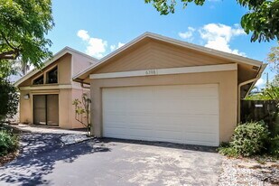 Building Photo - 6398 Amberwoods Dr