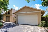 Building Photo - 6398 Amberwoods Dr