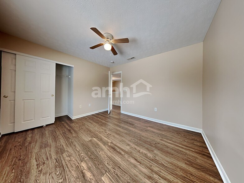 Building Photo - 4111 King Bird Ln