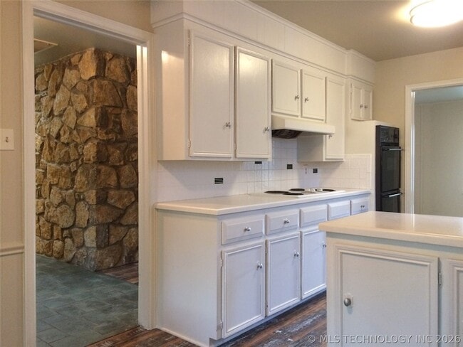 Building Photo - 4912 S Knoxville Pl