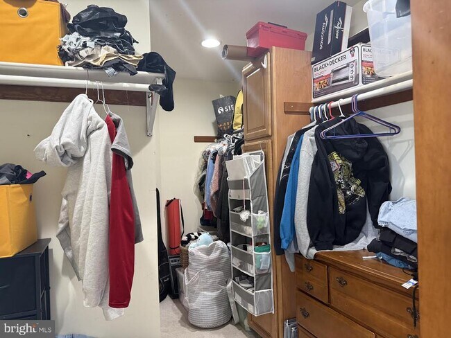 Building Photo - 507 N Main St