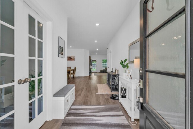 Building Photo - 1413 Cantabria Ct