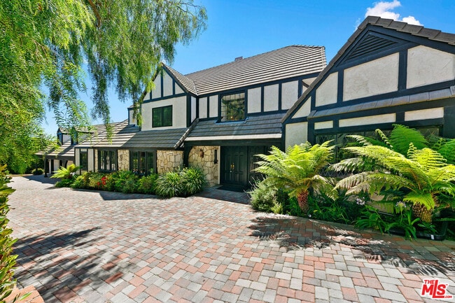 Building Photo - 29528 Harvester Rd