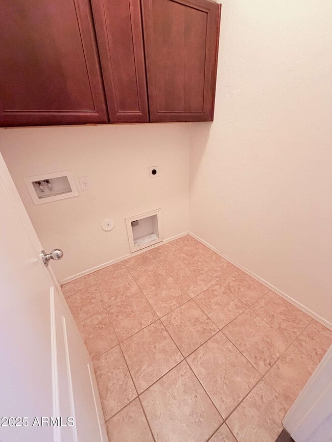 Building Photo - 21121 E Via De Olivos