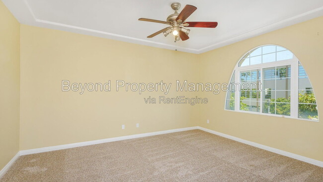 Building Photo - 2947 Farragut Rd