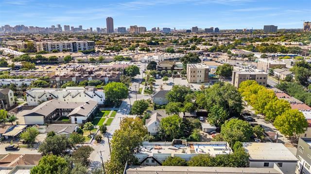 Building Photo - 5803 Hudson St