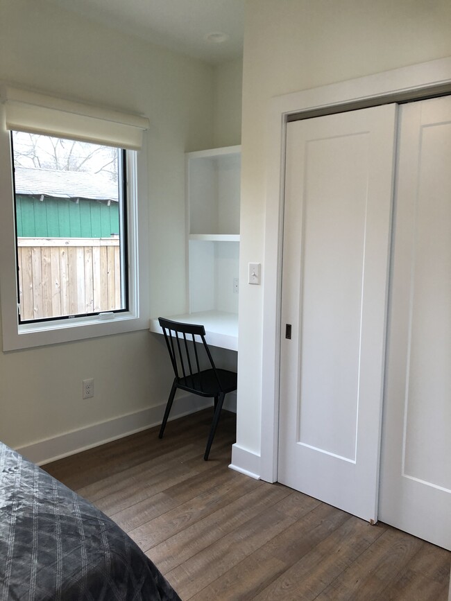 Built-in desk and bookcase - 120 Oaklawn Court