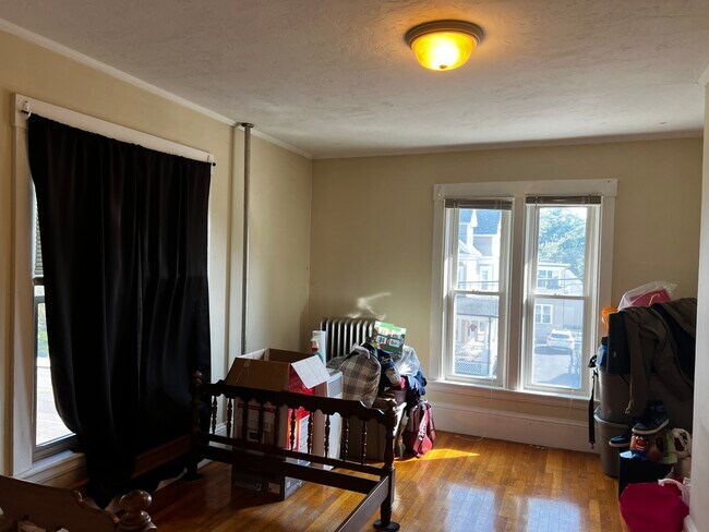 Building Photo - 137 Merriam Ave