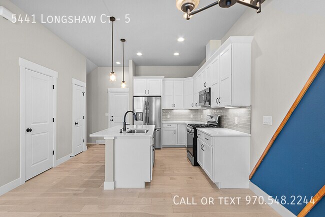 Building Photo - 5441 Longshaw Ct