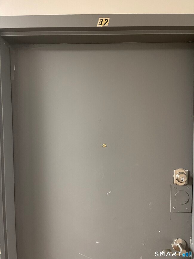 Building Photo - 45 Monroe St