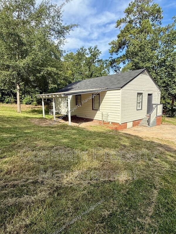 Building Photo - 1533 Engle Dr