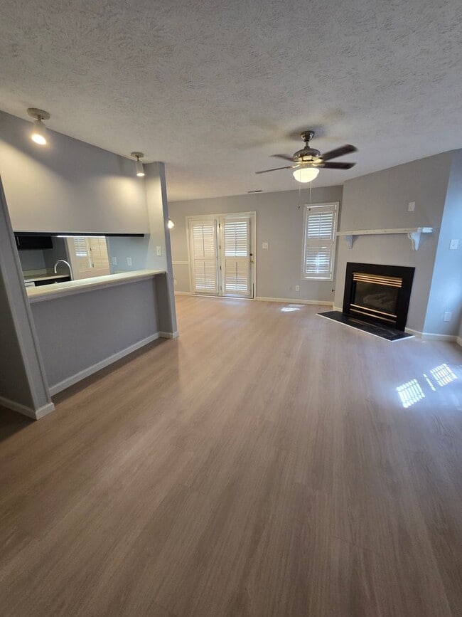 Building Photo - 2700-3 Preston Woods Drive