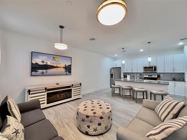 Building Photo - 5865 Shell Cove Drive