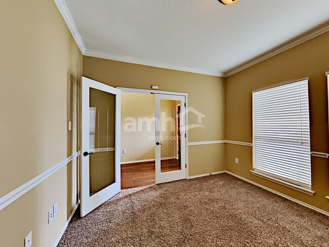 Building Photo - 8410 Apache Bend