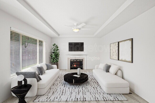 Building Photo - 2136 NE 13th Ave