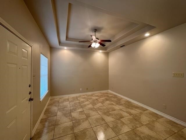 Building Photo - 710 Alta Vista Dr